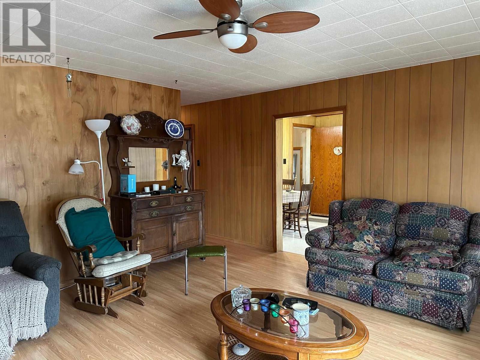 105 Columbia St, Schreiber, Ontario  P0T 2S0 - Photo 14 - TB250904