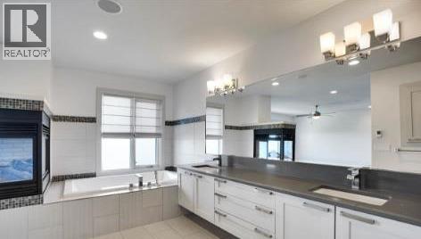 54 Wexford Crescent Sw, Calgary, Alberta  T3h 0h1 - Photo 27 - A2287547