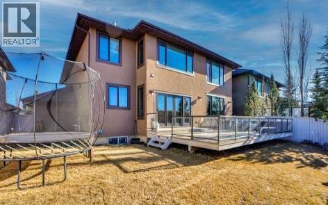54 Wexford Crescent Sw, Calgary, Alberta  T3h 0h1 - Photo 2 - A2287547