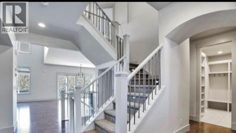 54 Wexford Crescent Sw, Calgary, Alberta  T3h 0h1 - Photo 25 - A2287547