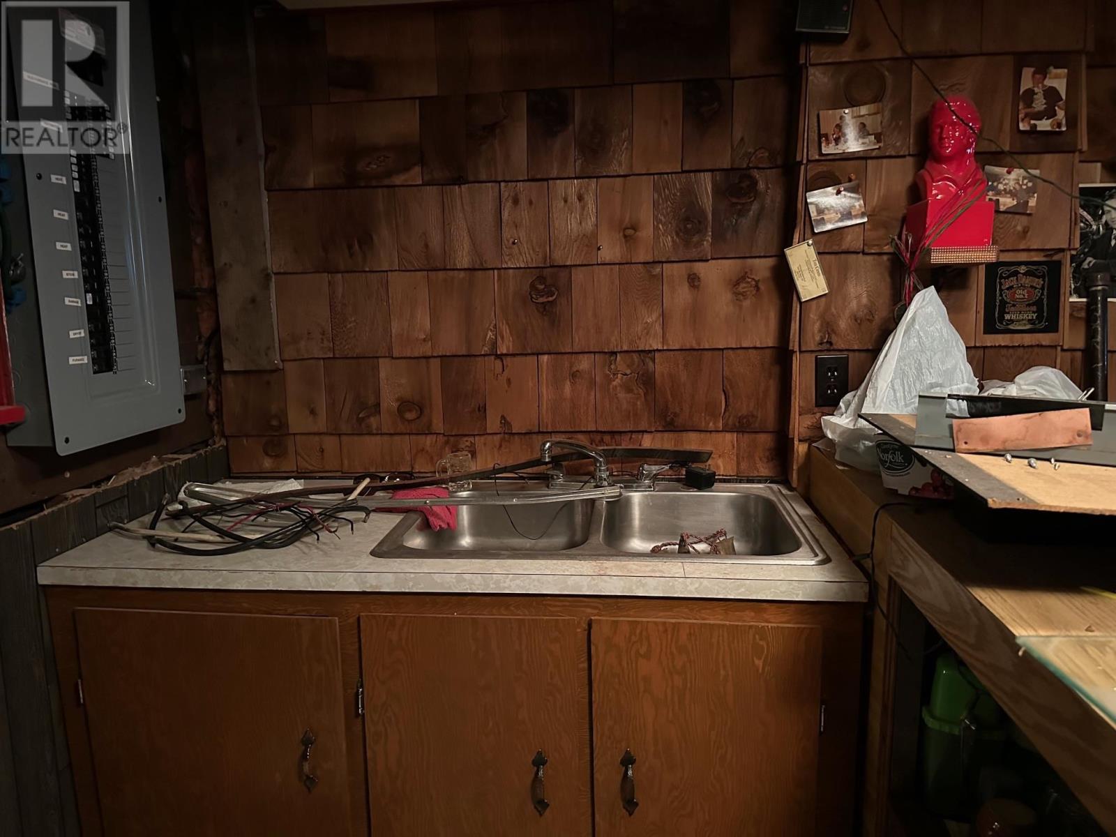 105 Columbia St, Schreiber, Ontario  P0T 2S0 - Photo 32 - TB250904