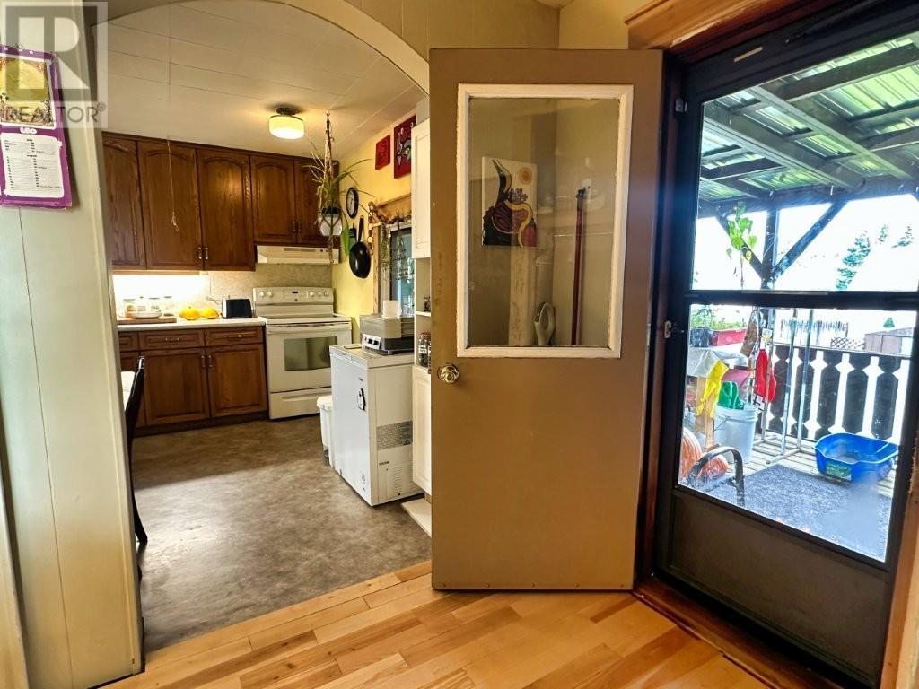 86 Front St, Nipigon, Ontario  P0T 2J0 - Photo 2 - TB253330