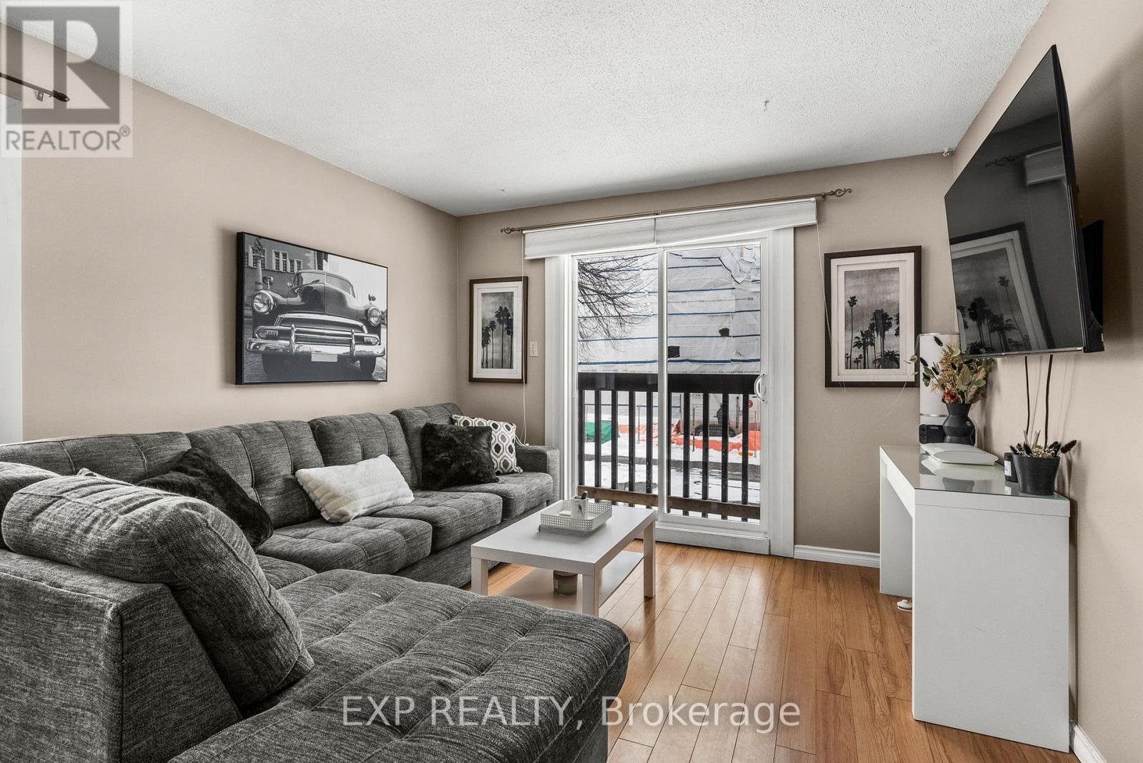 4 - 260 Fenerty Court, Ottawa, Ontario  K2L 3A7 - Photo 11 - X12815986