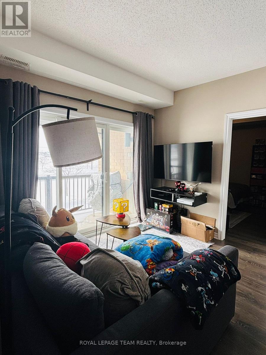 H - 40 Jaguar Private, Ottawa, Ontario  K2V 0J3 - Photo 4 - X12815990