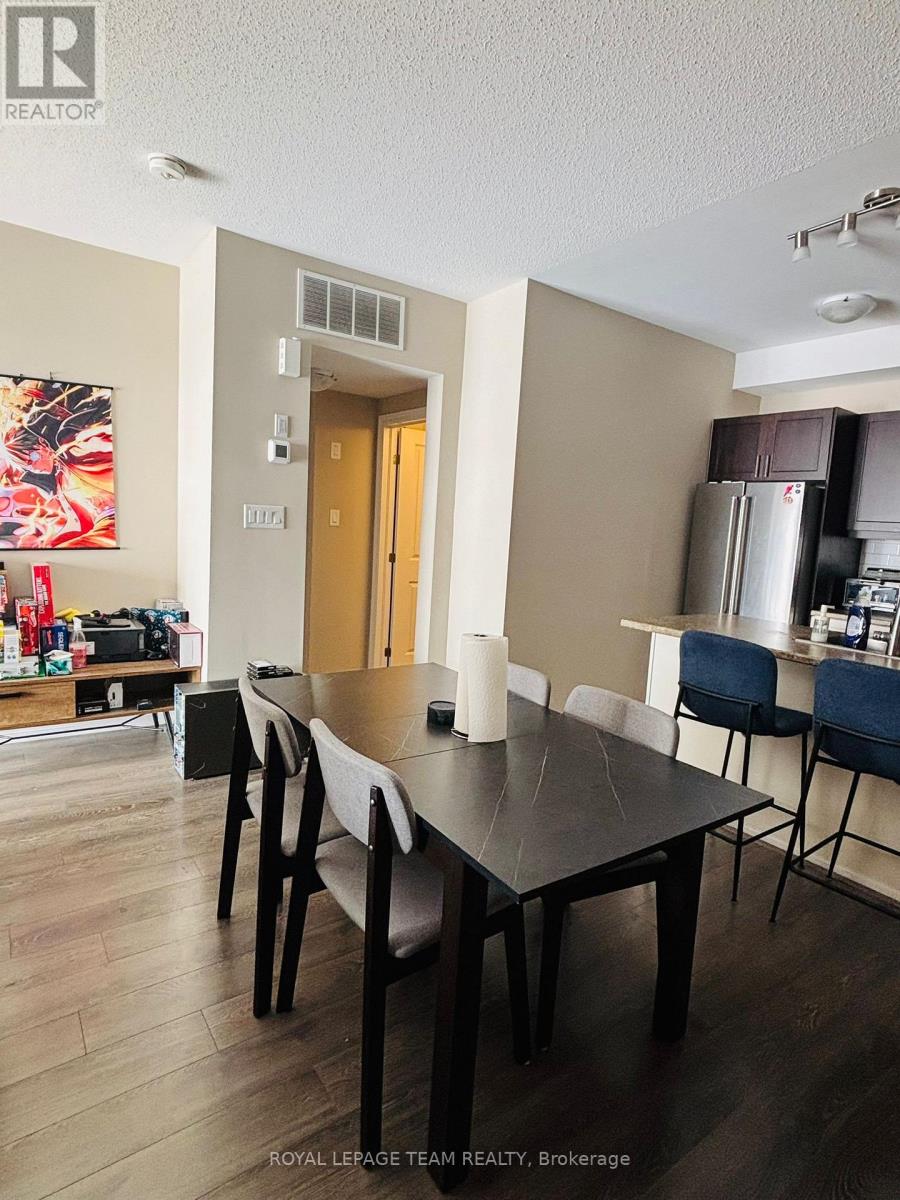 H - 40 Jaguar Private, Ottawa, Ontario  K2V 0J3 - Photo 5 - X12815990