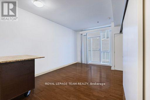 308 - 360 Cumberland Street, Ottawa, Ontario  K1N 0B1 - Photo 9 - X12816038