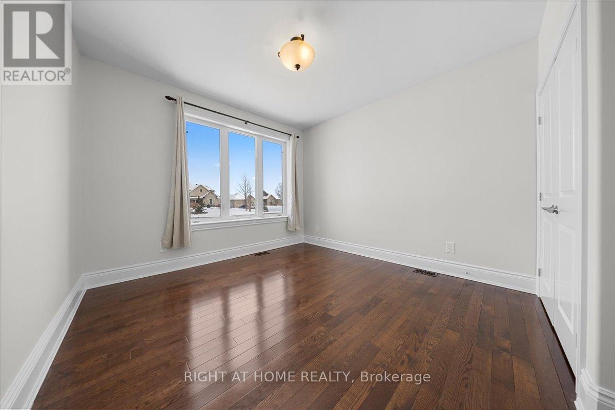 6833 Suncrest Drive, Ottawa, Ontario  K4P 0B2 - Photo 20 - X12816056