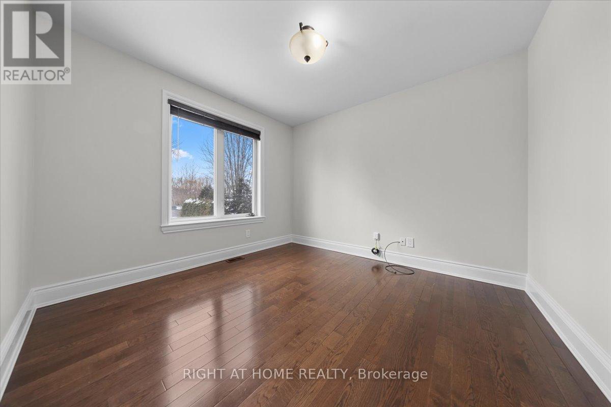 6833 Suncrest Drive, Ottawa, Ontario  K4P 0B2 - Photo 24 - X12816056