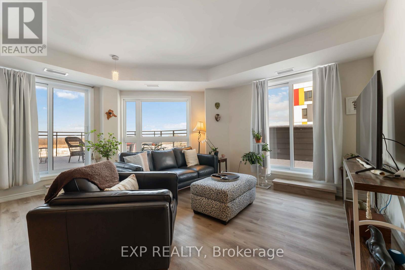 505 - 1350 Hemlock Road, Ottawa, Ontario  K1K 5C2 - Photo 4 - X12816060