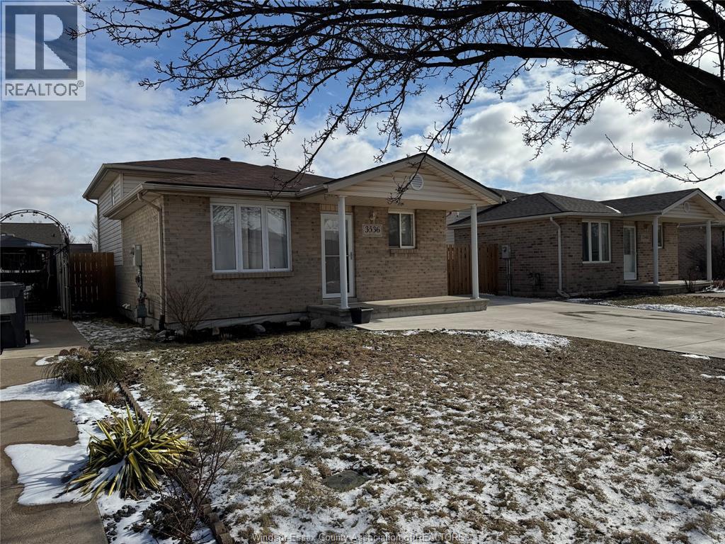 3536 Innerkip Crescent, Windsor, Ontario  N8W 5V1 - Photo 2 - 26003900