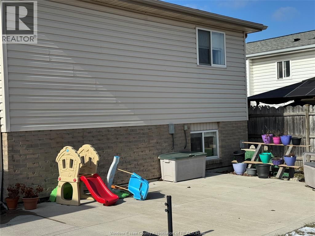 3536 Innerkip Crescent, Windsor, Ontario  N8W 5V1 - Photo 4 - 26003900