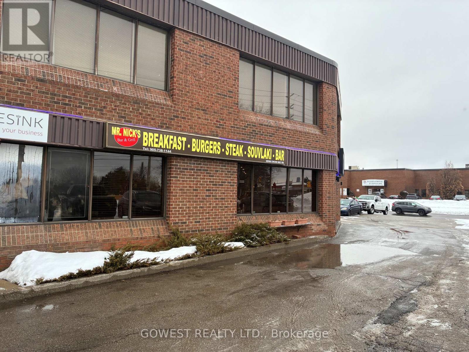 16 Spinnaker Way, Vaughan, Ontario  L4K 6X9 - Photo 2 - N12815870