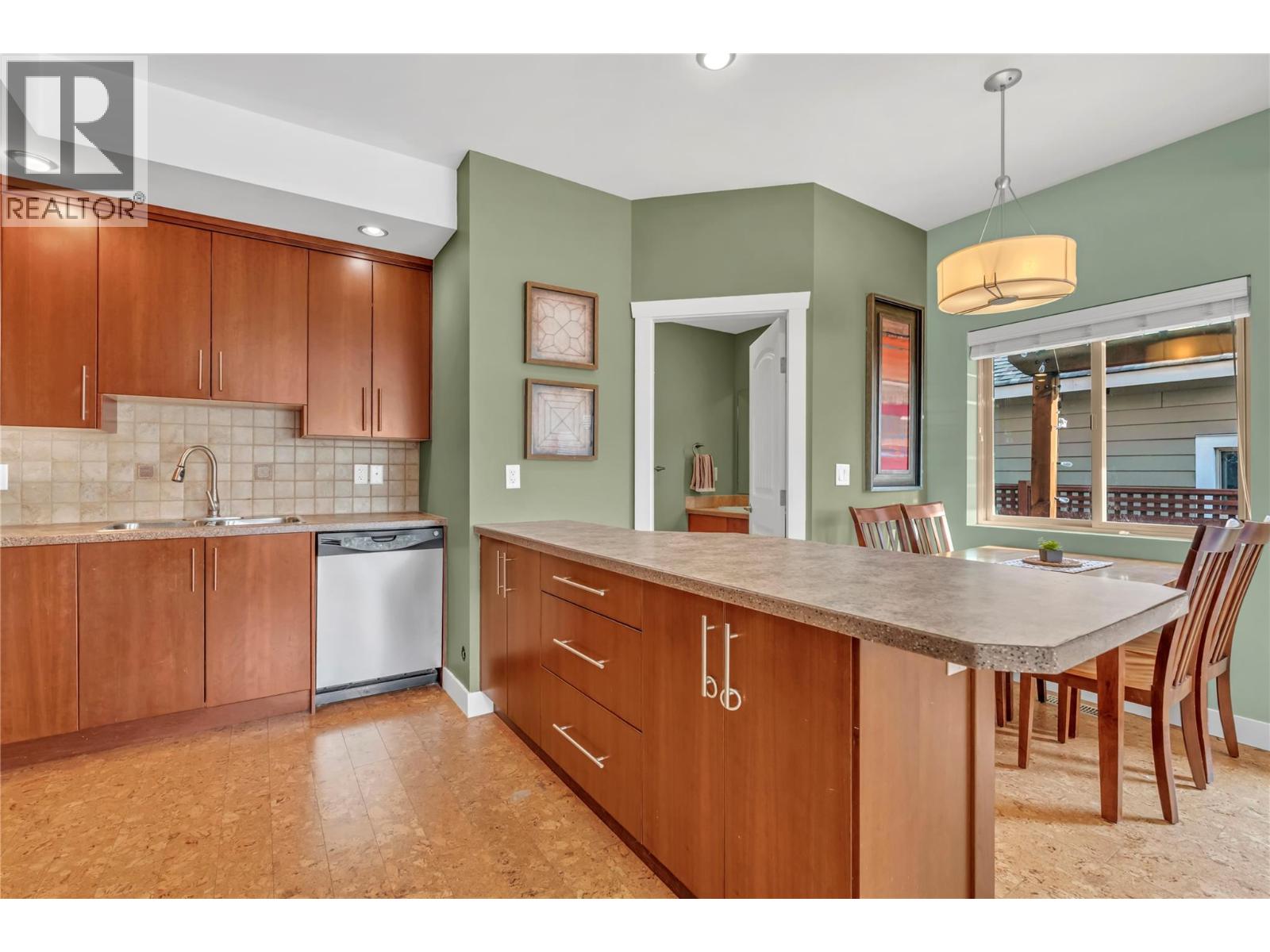 584 Westminster Avenue W Unit# 102, Penticton, British Columbia  V2A 1K6 - Photo 10 - 10376944