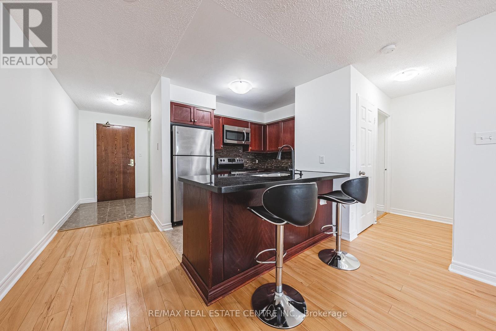 2201 - 156 Enfield Place, Mississauga, Ontario  L5B 3J2 - Photo 10 - W12791748