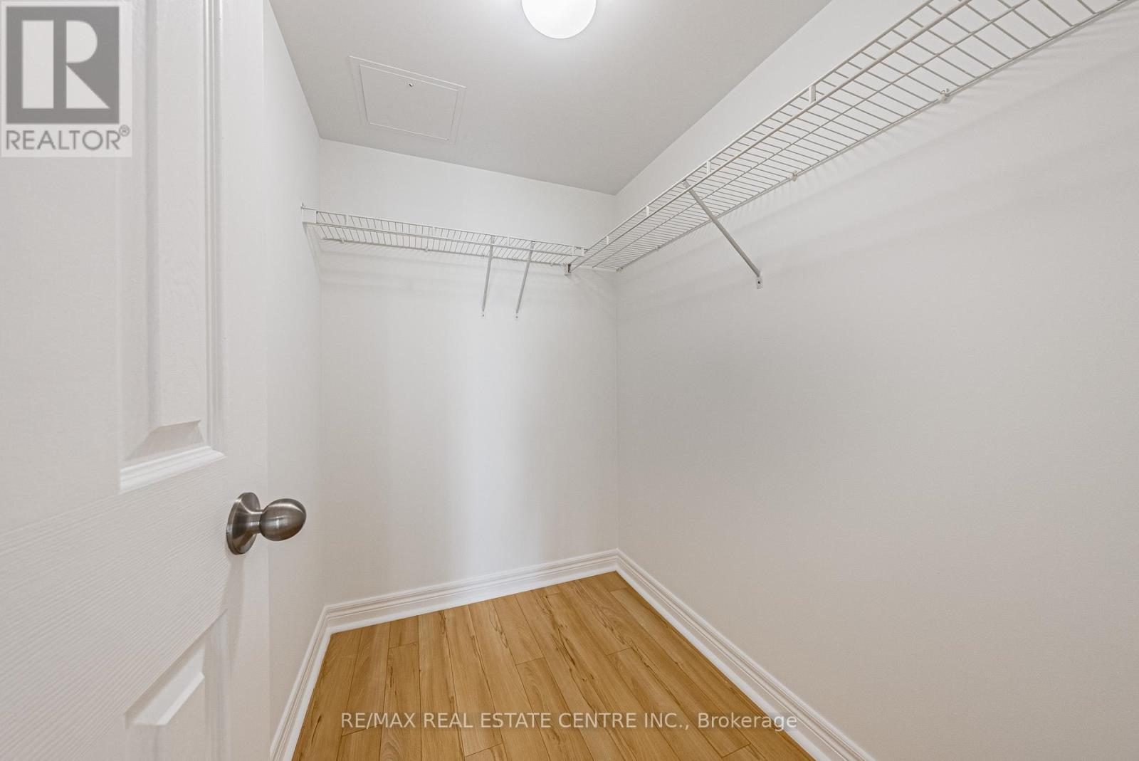 2201 - 156 Enfield Place, Mississauga, Ontario  L5B 3J2 - Photo 22 - W12791748