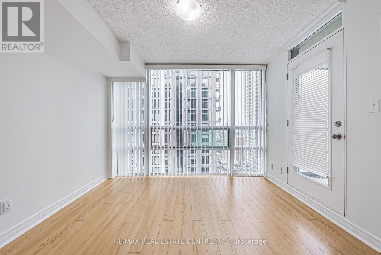 2201 - 156 Enfield Place, Mississauga, Ontario  L5B 3J2 - Photo 24 - W12791748