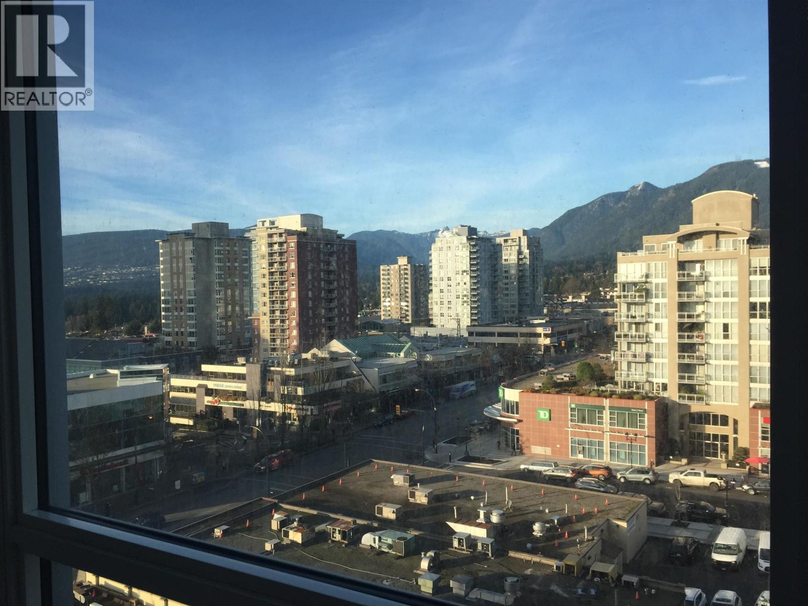 701 112 E 13th Street, North Vancouver, British Columbia  V7L 0E4 - Photo 2 - R3093029