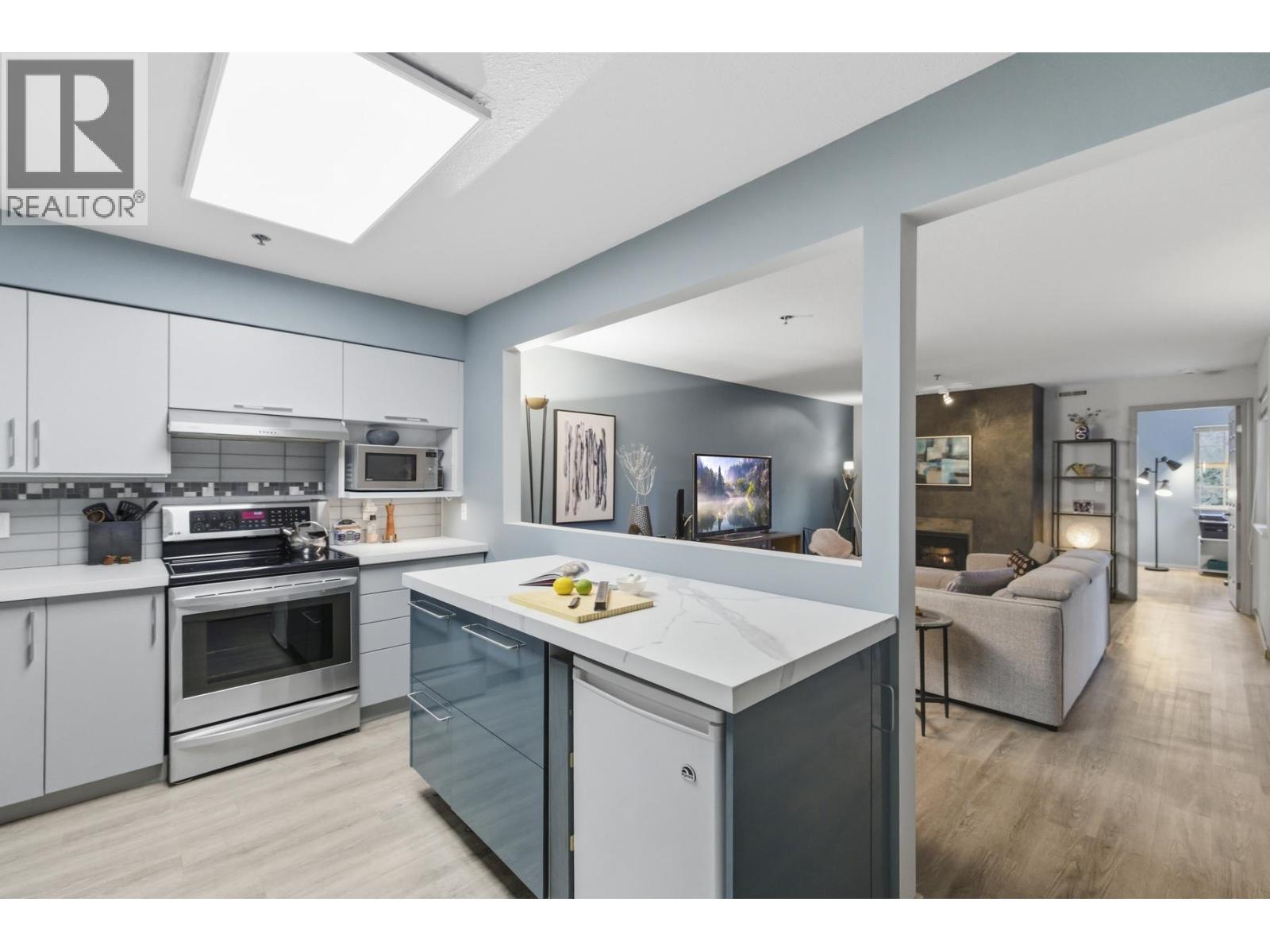 301 1148 Westwood Street, Coquitlam, British Columbia  V3B 4S4 - Photo 11 - R3093041