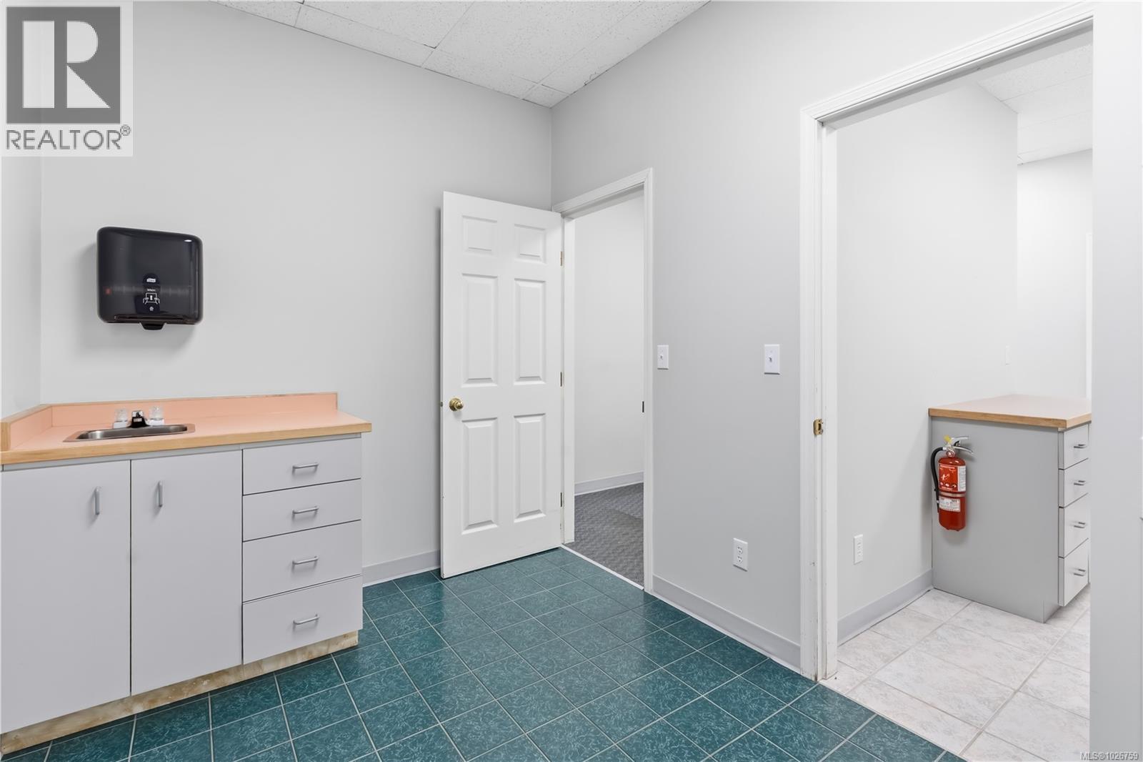 D 1566 Peninsula Rd, Ucluelet, British Columbia  V0R 3A0 - Photo 14 - 1026759