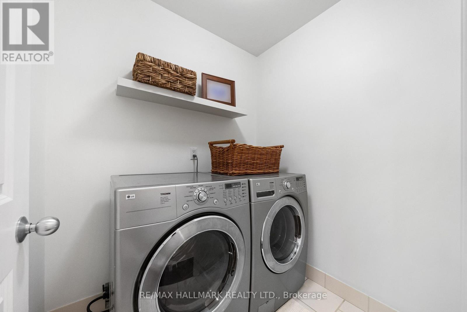 145 Wanless Avenue, Toronto, Ontario  M4N 1W3 - Photo 30 - C12816062