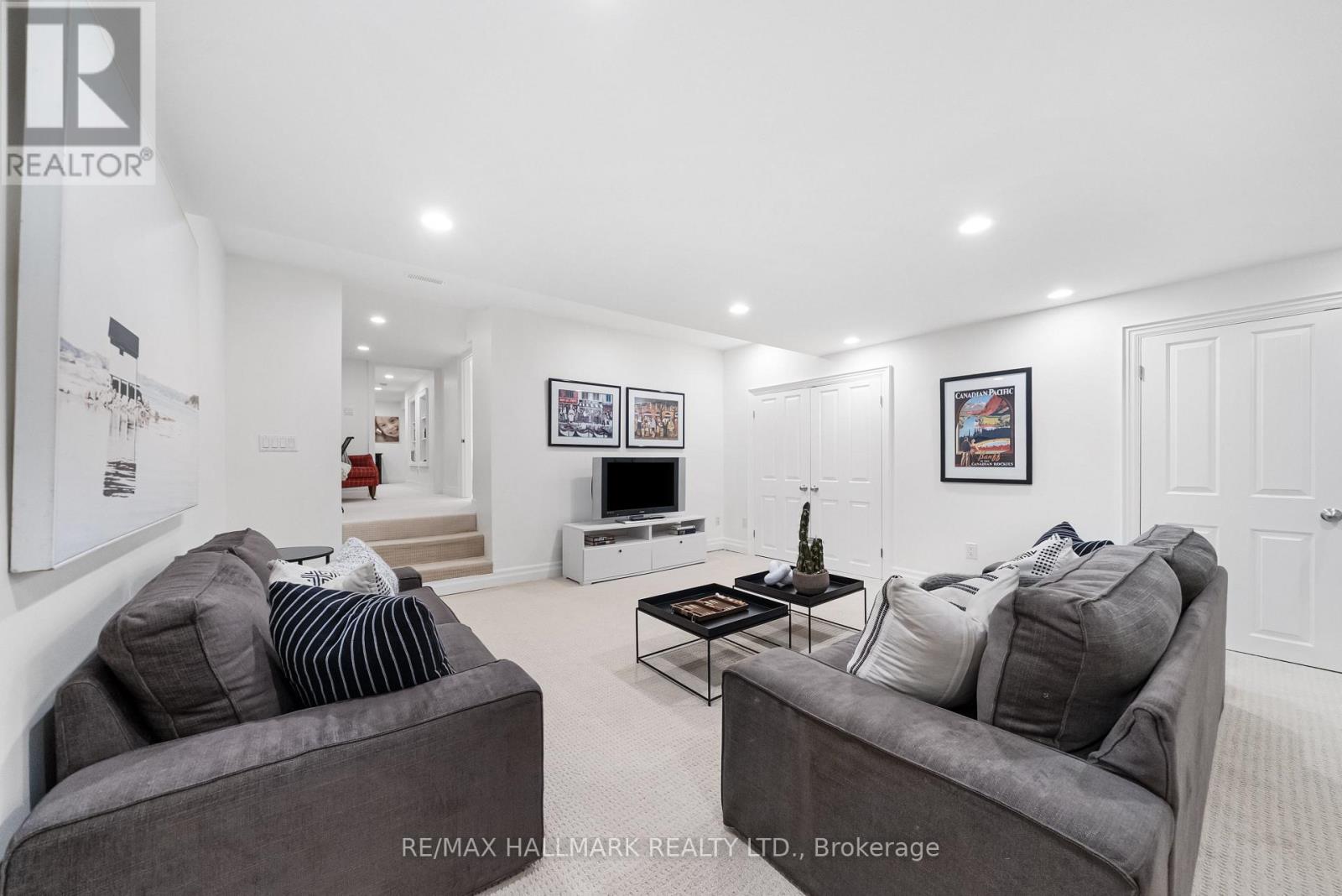 145 Wanless Avenue, Toronto, Ontario  M4N 1W3 - Photo 34 - C12816062