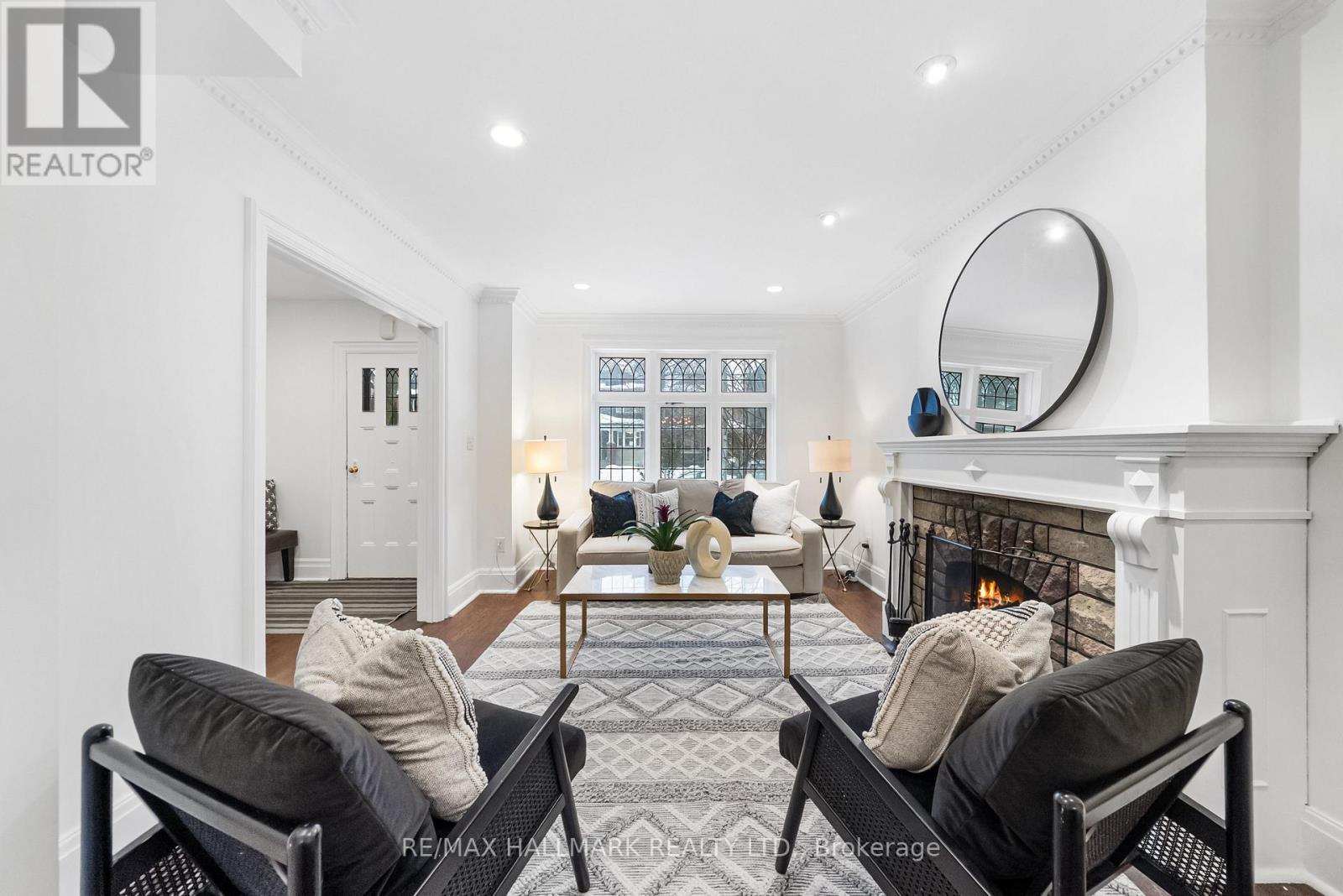 145 Wanless Avenue, Toronto, Ontario  M4N 1W3 - Photo 4 - C12816062