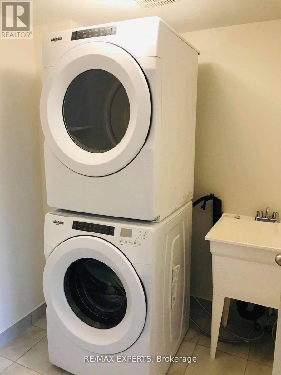 137 Gilboulee Path, Oshawa, Ontario  L1L 0M7 - Photo 12 - E12815998