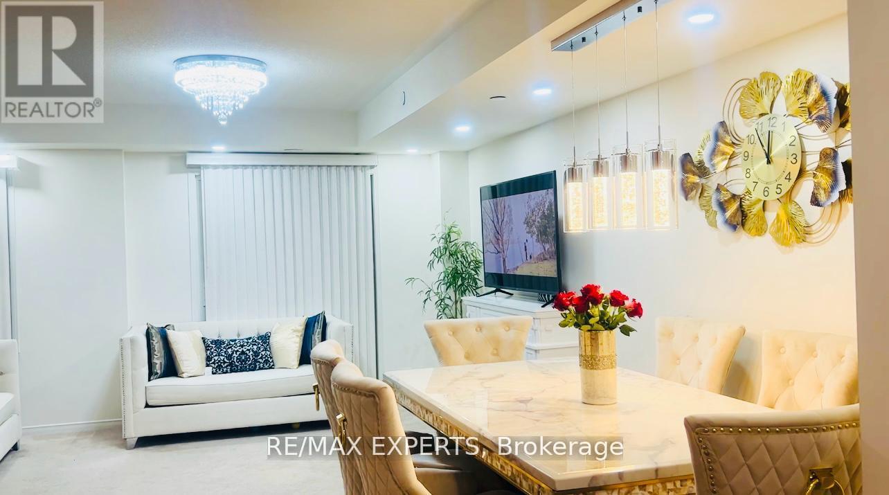 137 Gilboulee Path, Oshawa, Ontario  L1L 0M7 - Photo 3 - E12815998