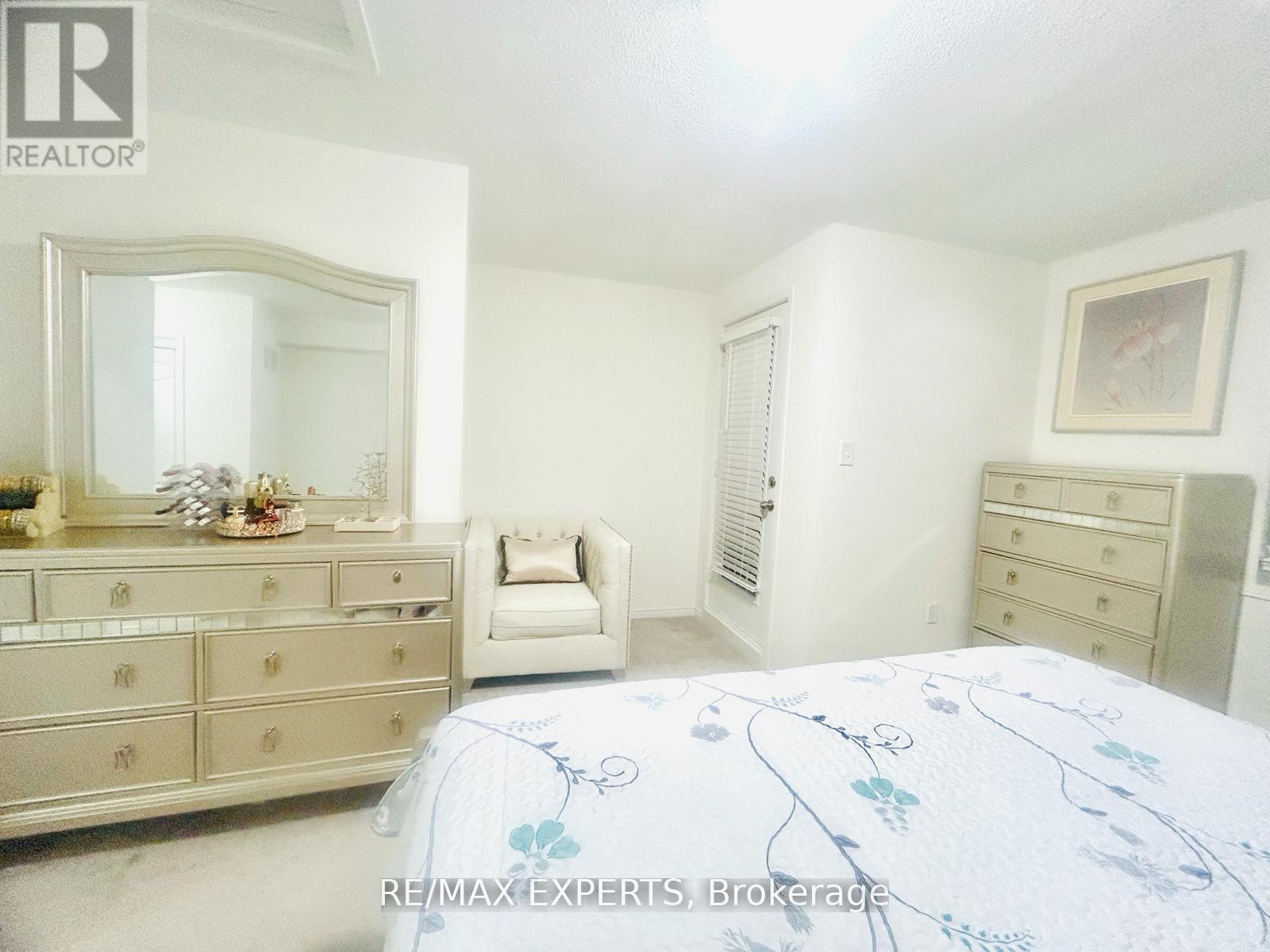 137 Gilboulee Path, Oshawa, Ontario  L1L 0M7 - Photo 9 - E12815998