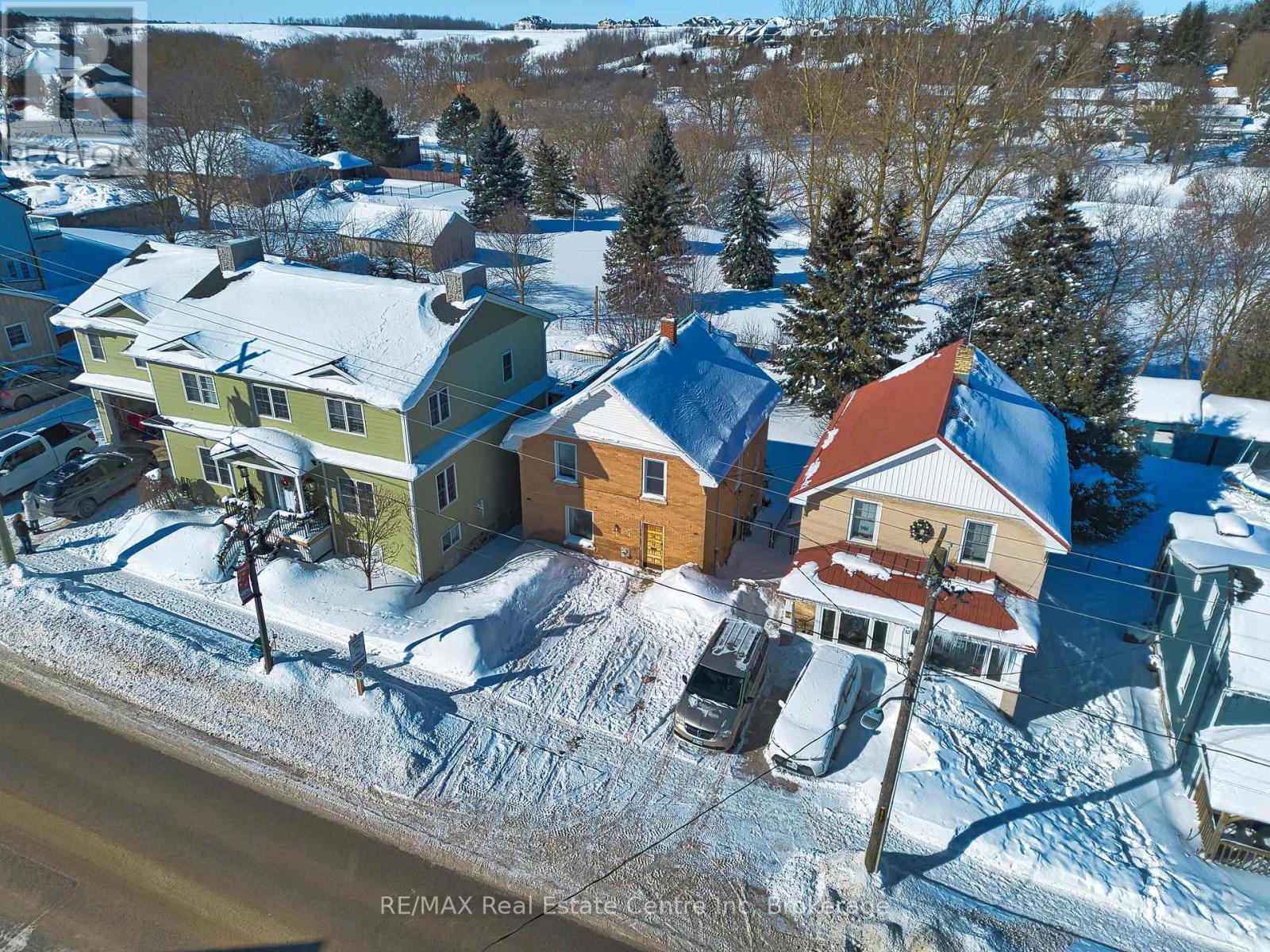 34 Wellington Street, Mapleton, Ontario  N0G 1P0 - Photo 35 - X12774534