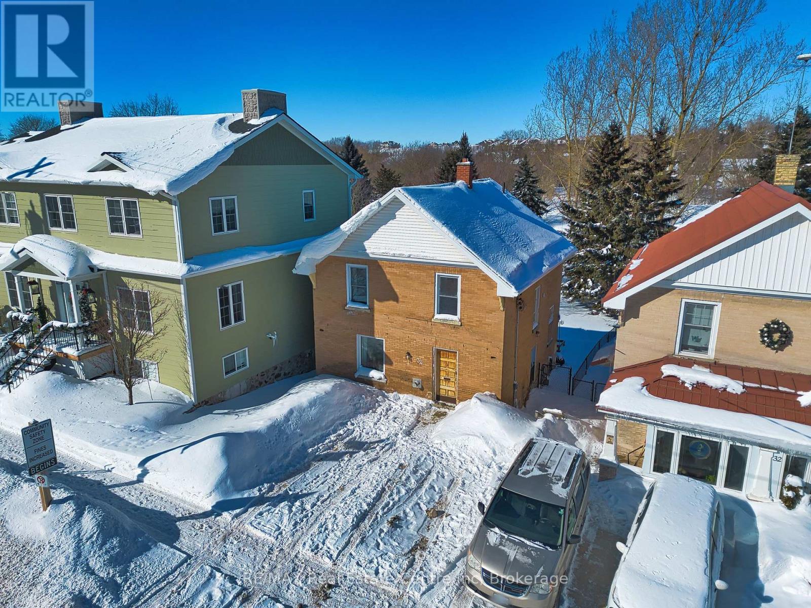 34 Wellington Street, Mapleton, Ontario  N0G 1P0 - Photo 30 - X12774534