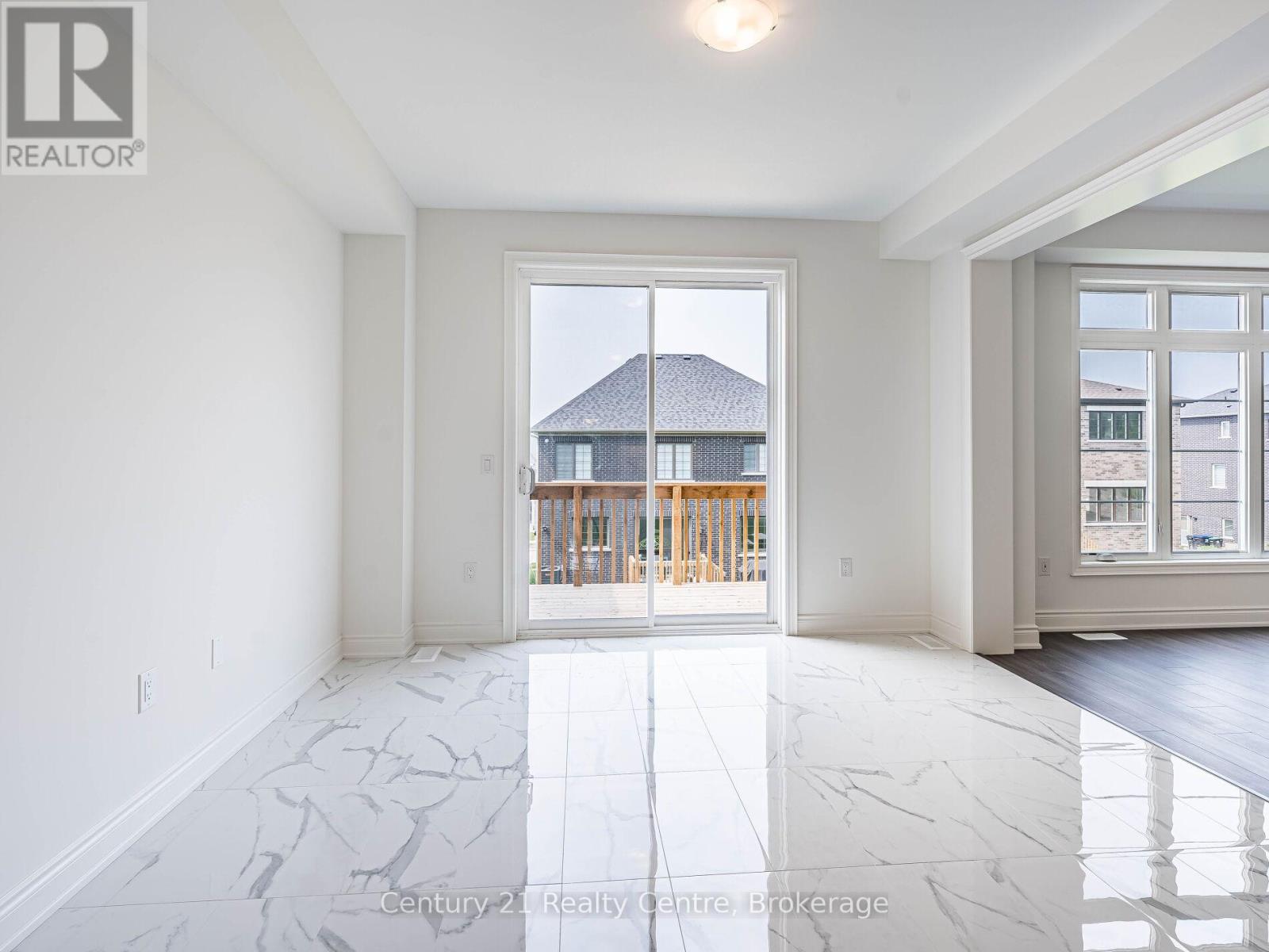 26 Hearn Street, Bradford West Gwillimbury, Ontario  L0G 1B0 - Photo 21 - N12815978