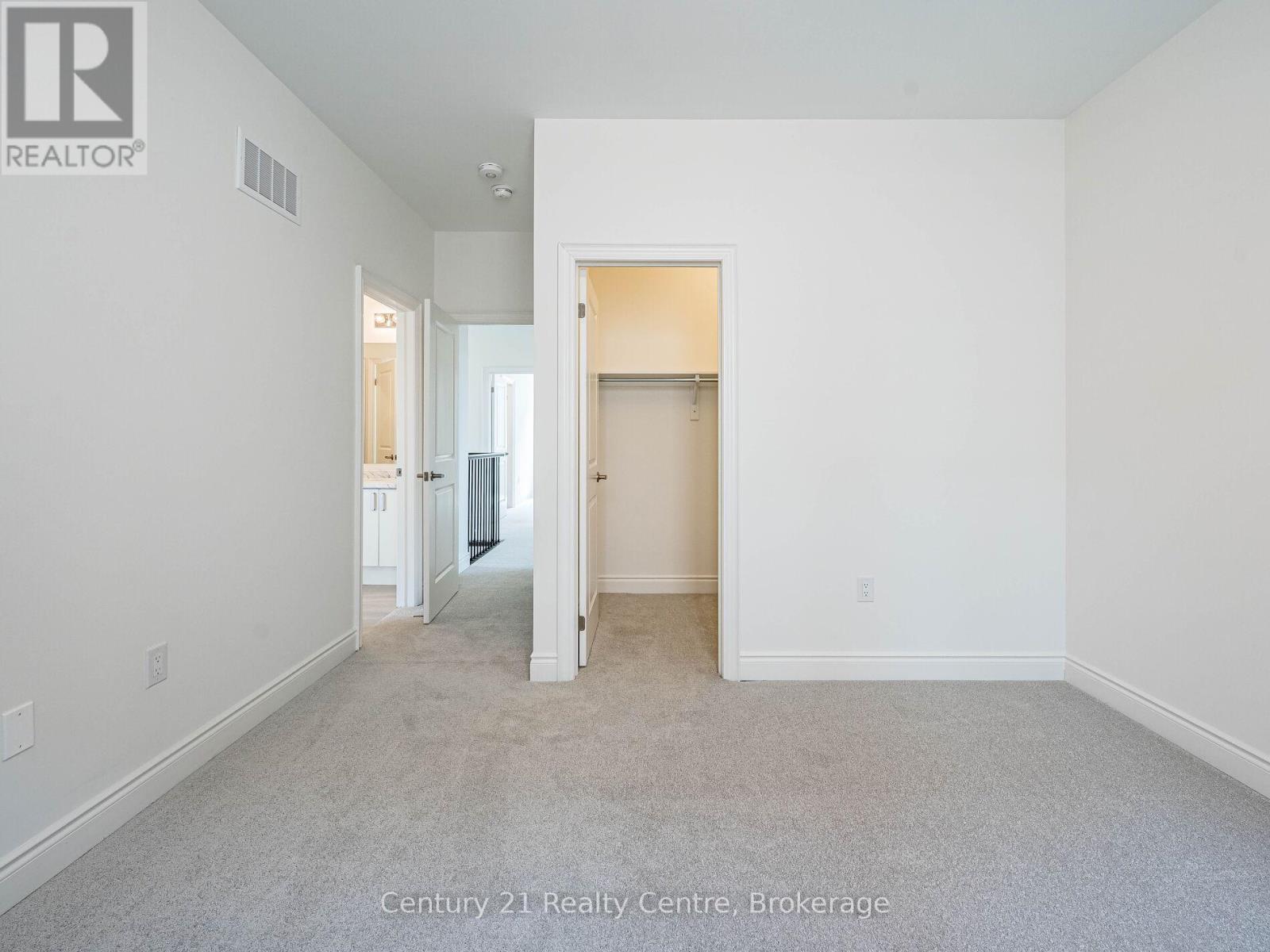 26 Hearn Street, Bradford West Gwillimbury, Ontario  L0G 1B0 - Photo 34 - N12815978