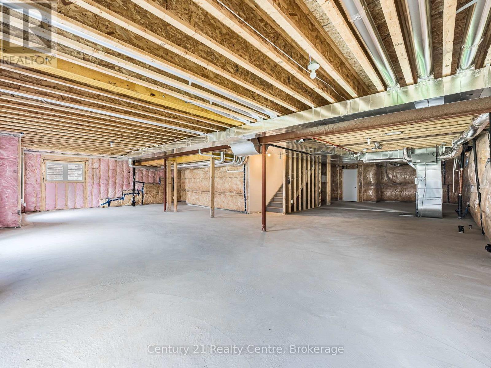 26 Hearn Street, Bradford West Gwillimbury, Ontario  L0G 1B0 - Photo 43 - N12815978