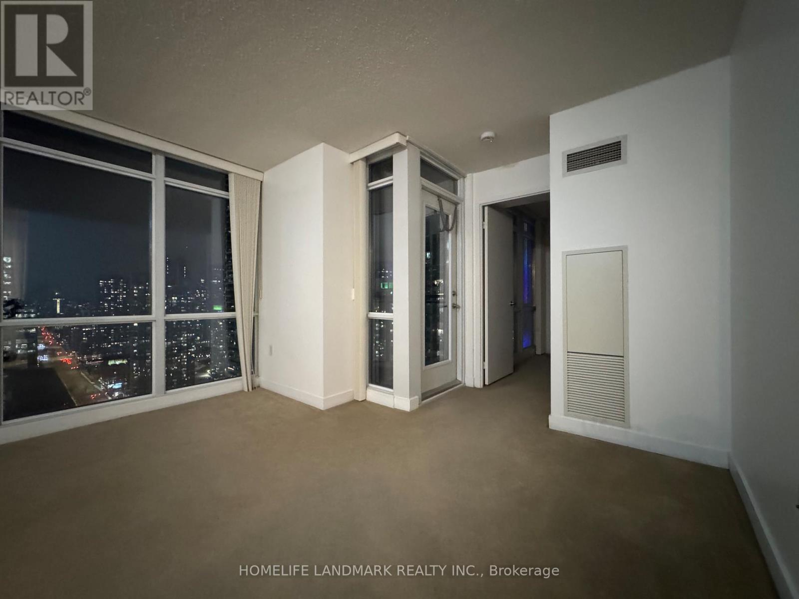 3806 - 11 Brunel Court, Toronto, Ontario  M5V 3Y3 - Photo 10 - C12814140