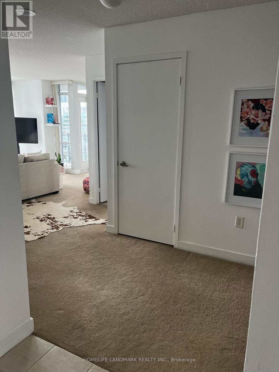 3806 - 11 Brunel Court, Toronto, Ontario  M5V 3Y3 - Photo 14 - C12814140