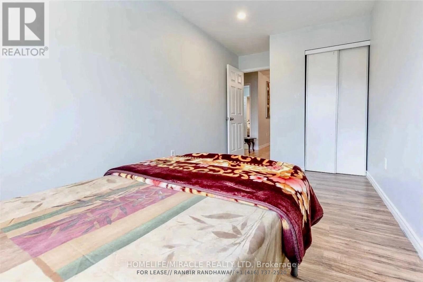 98 Laird Drive, Markham, Ontario  L3S 3N5 - Photo 11 - N12781420