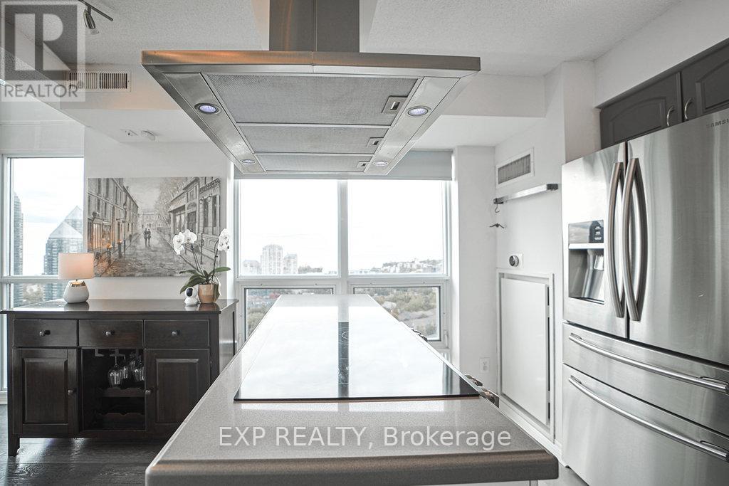 2304 - 155 Legion Road N, Toronto, Ontario  M8Y 0A7 - Photo 12 - W12670672