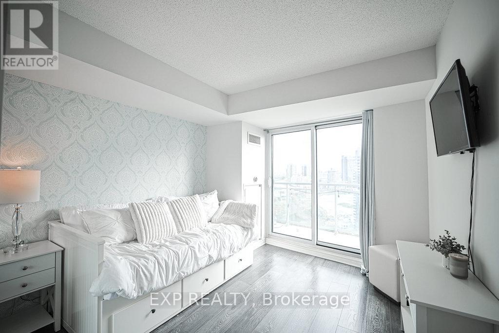 2304 - 155 Legion Road N, Toronto, Ontario  M8Y 0A7 - Photo 26 - W12670672