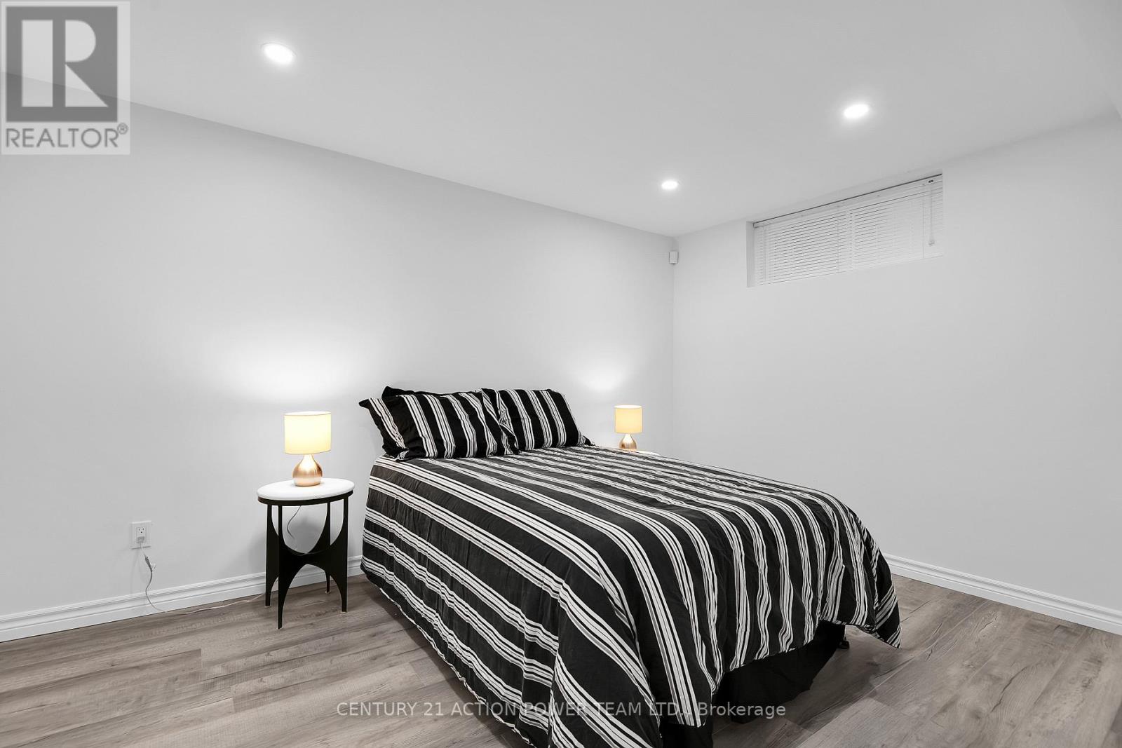 1969 Loasa Lane, Ottawa, Ontario  K4A 4T4 - Photo 34 - X12806904