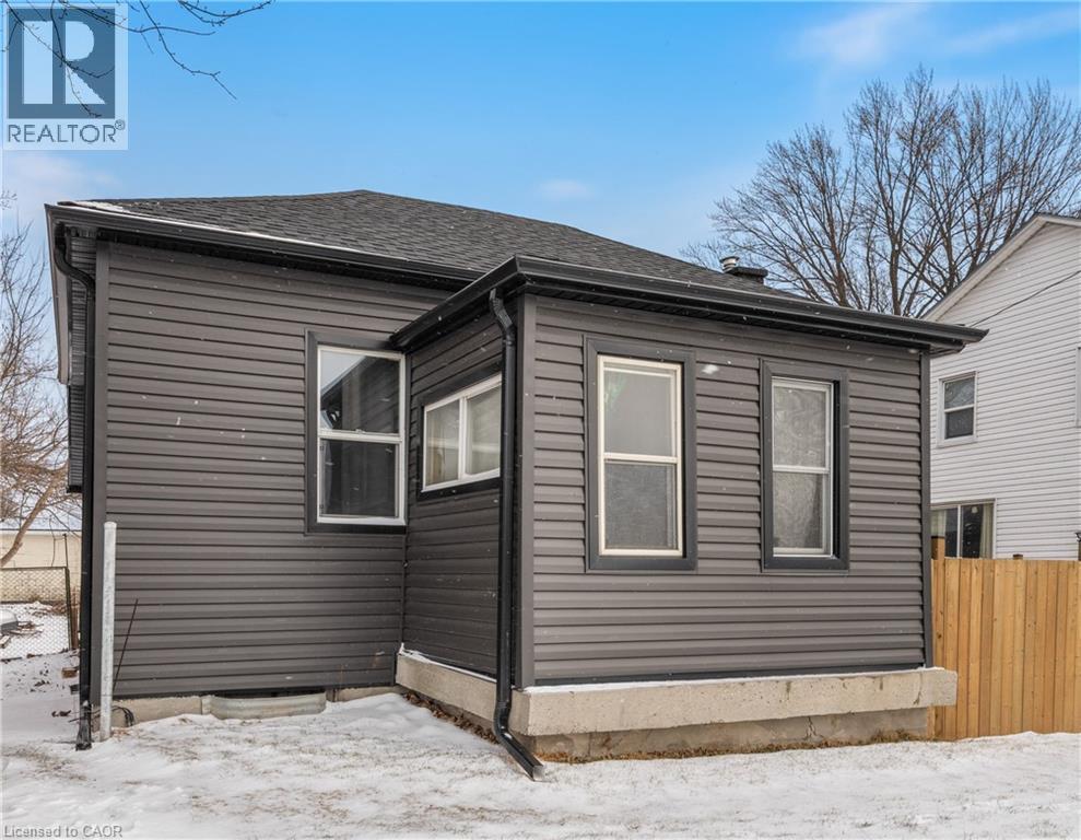 162 N BROCK Street N, Sarnia, Ontario