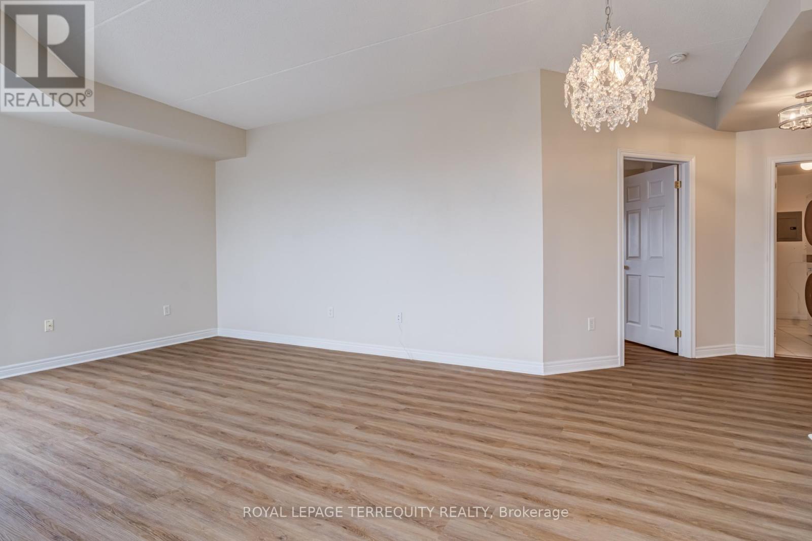 212 - 2085 Amherst Heights Drive, Burlington, Ontario  L7P 5C2 - Photo 23 - W12815988