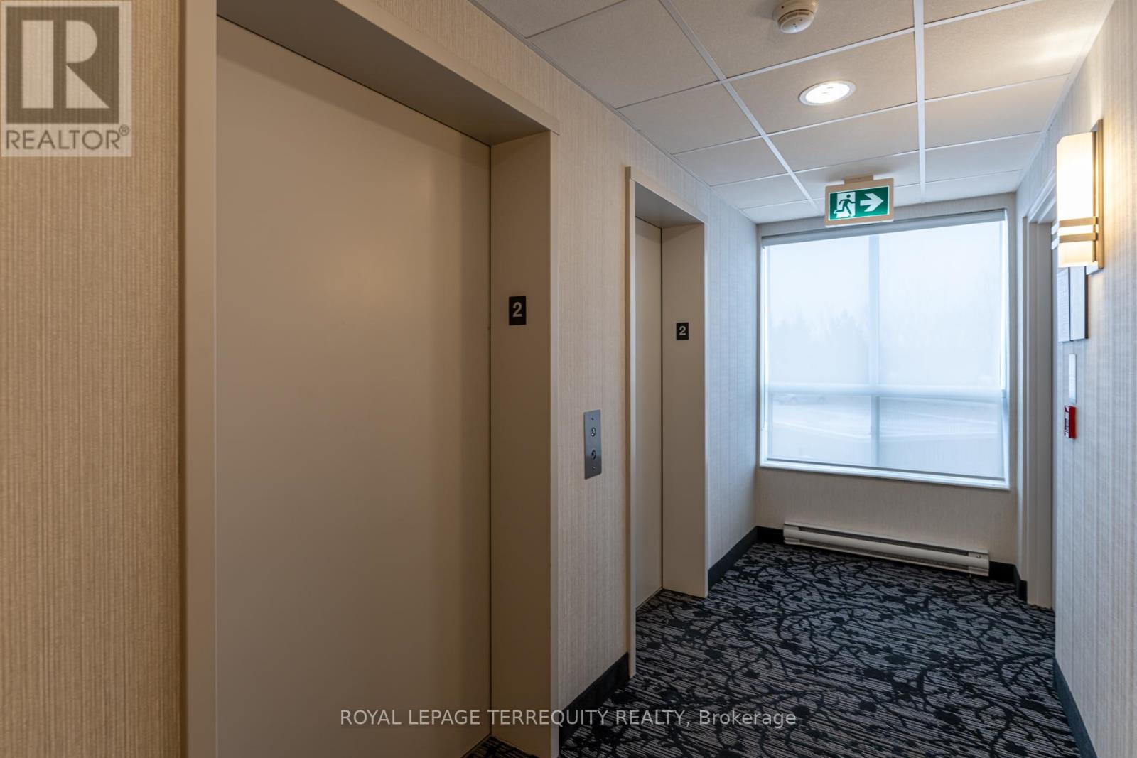 212 - 2085 Amherst Heights Drive, Burlington, Ontario  L7P 5C2 - Photo 9 - W12815988