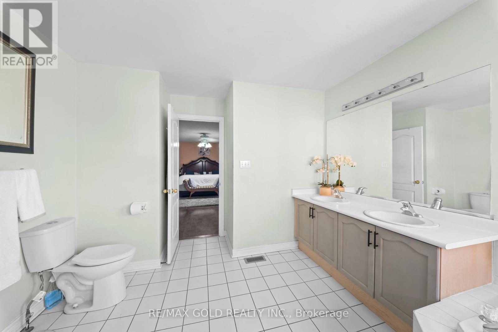 88 Octillo Boulevard, Brampton, Ontario  L6R 2V6 - Photo 33 - W12815992