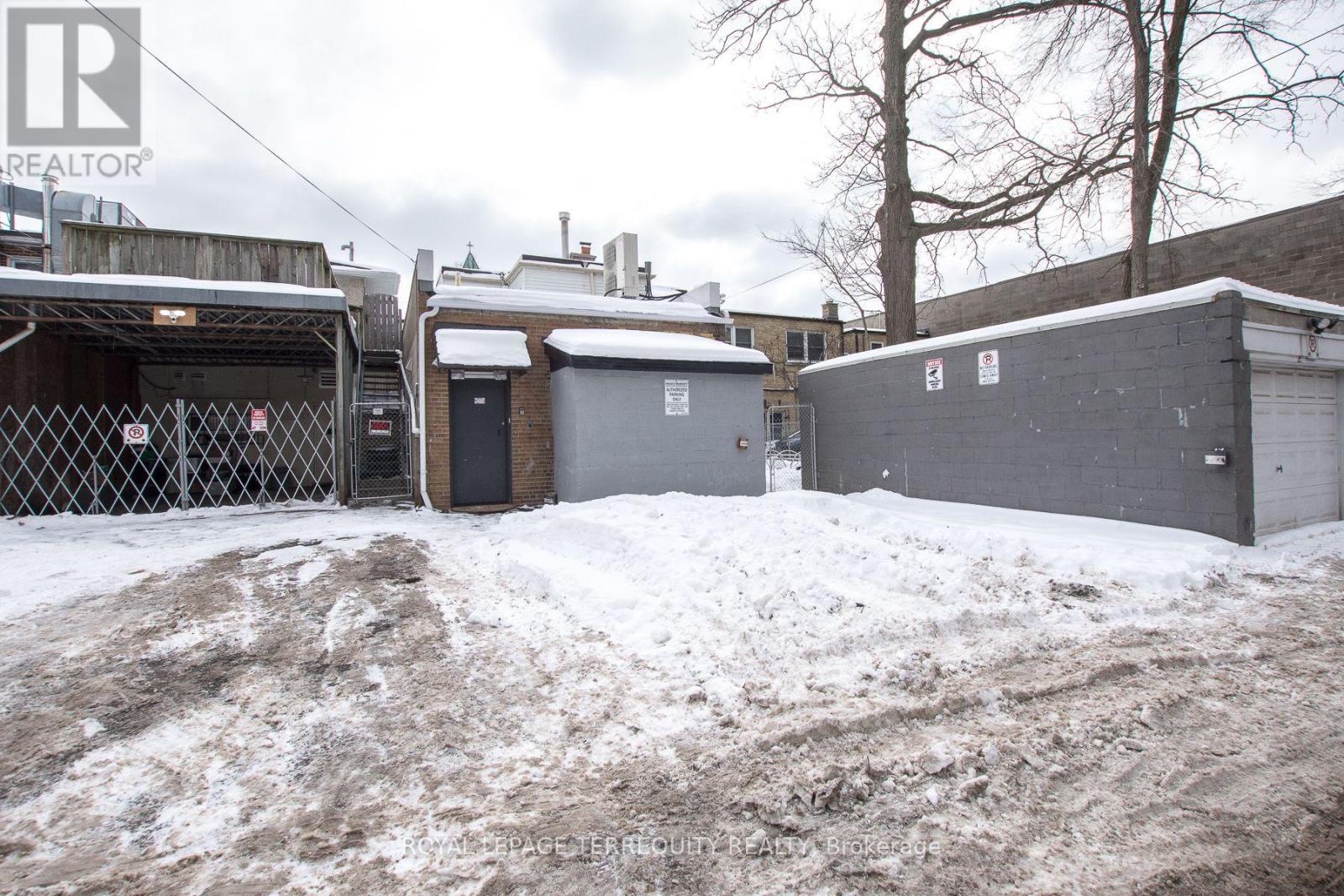 Main - 3042 Bloor Street W, Toronto (Kingsway South), Ontario  M8X 1C4 - Photo 16 - W12816020