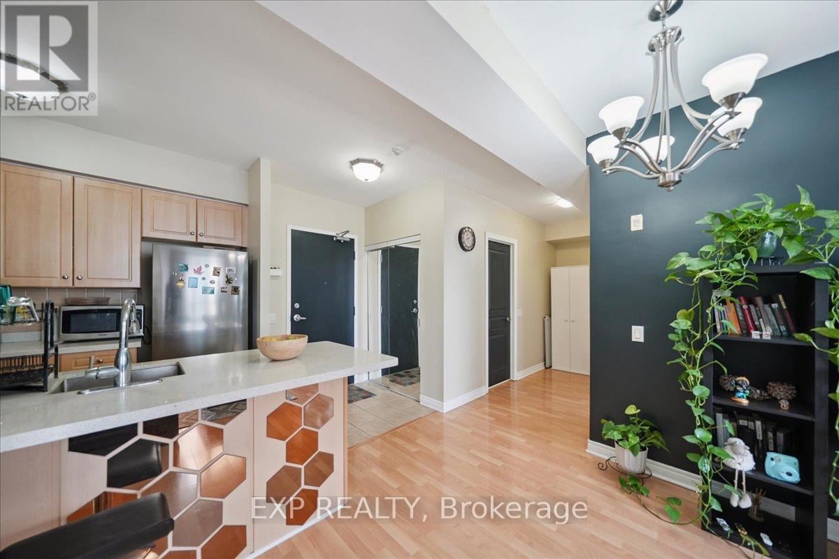 519 - 1415 Lawrence Avenue W, Toronto, Ontario  M6L 1A9 - Photo 8 - W12816044