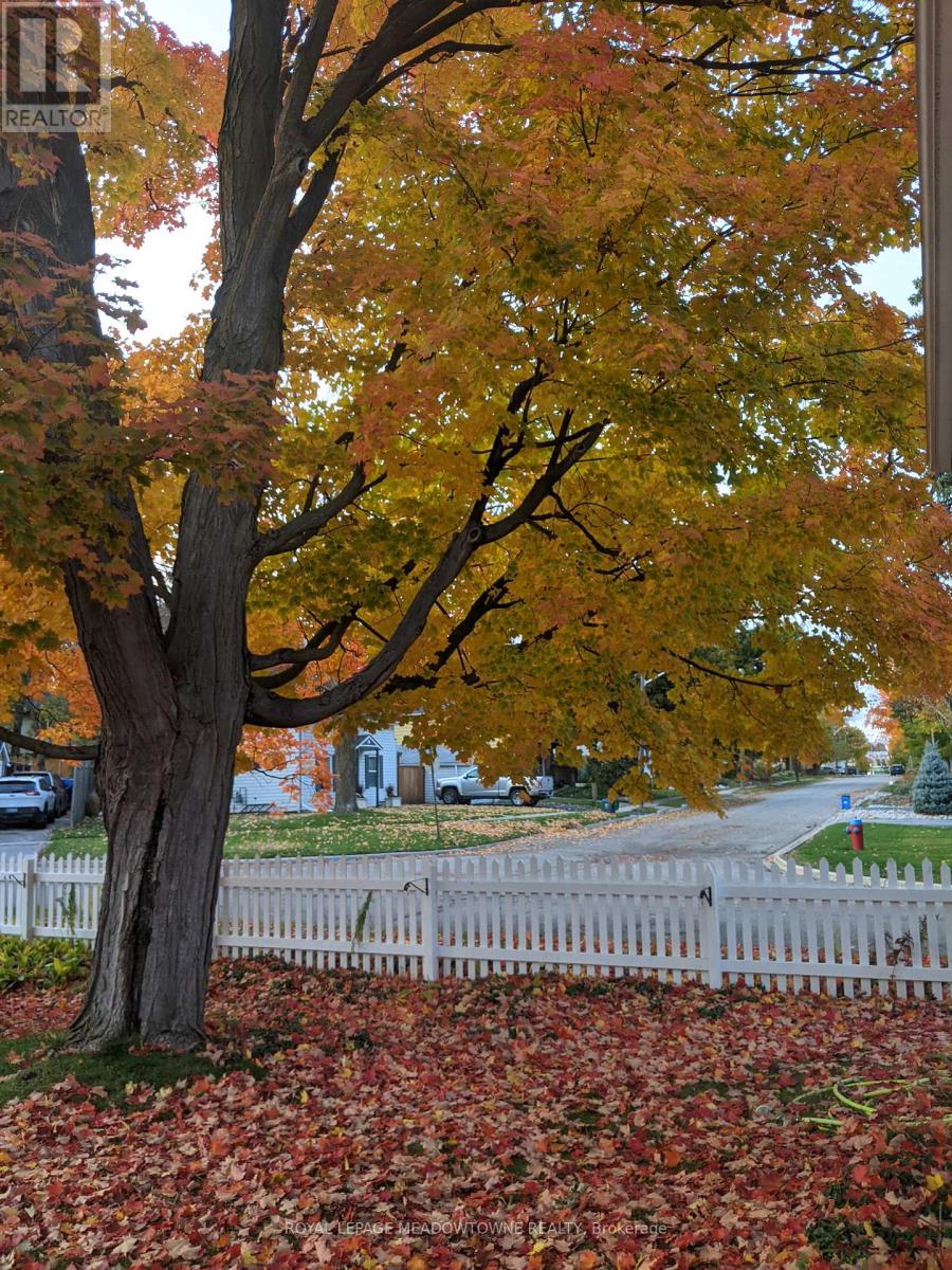 2 Ostrander Boulevard, Halton Hills, Ontario  L7G 1Z3 - Photo 33 - W12816058