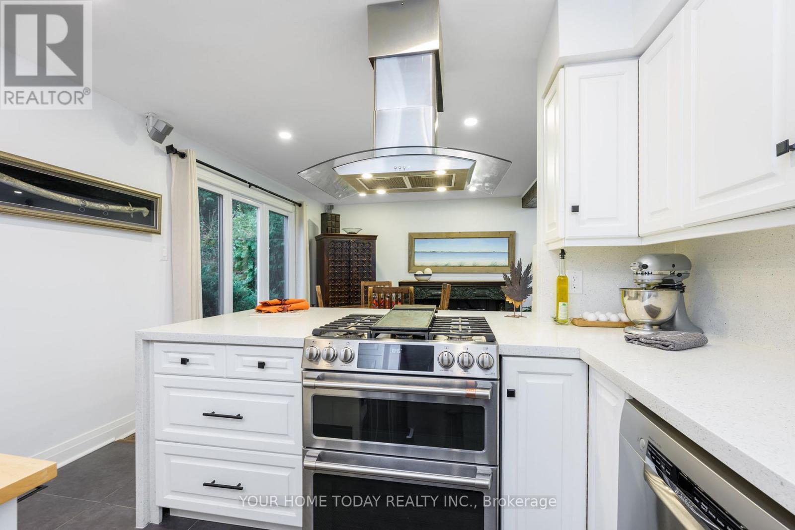 190 Main Street S, Halton Hills, Ontario  L7G 3E9 - Photo 14 - W12816068