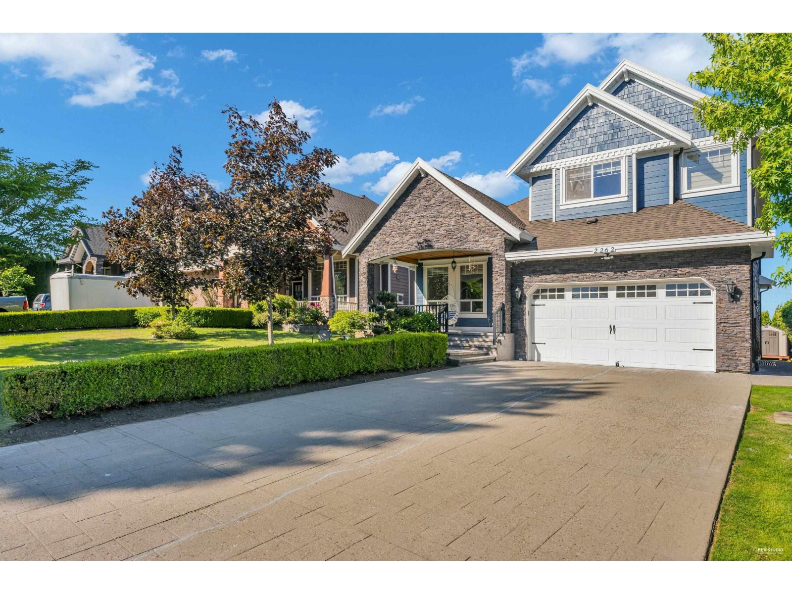 2262 Madrona Place, Surrey, British Columbia  V4A 7Z4 - Photo 3 - R3084768