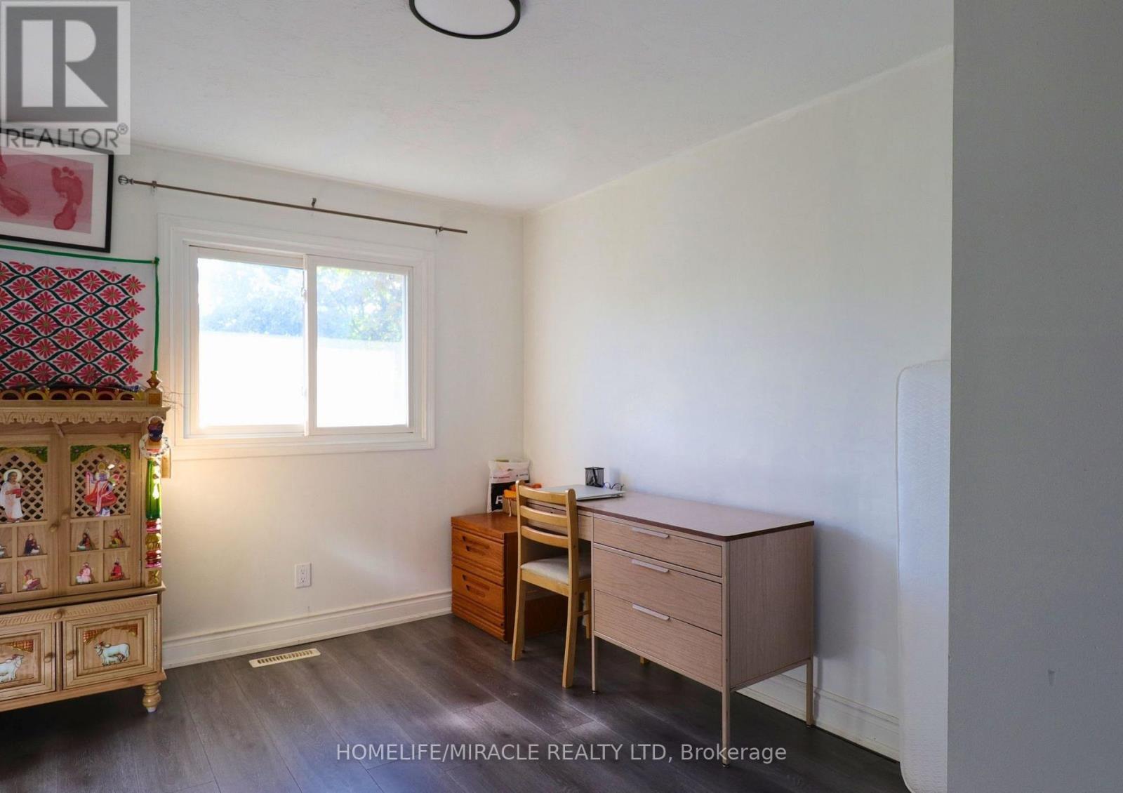 3 Caprice Court, Kitchener, Ontario  N2M 5M2 - Photo 10 - X12815976